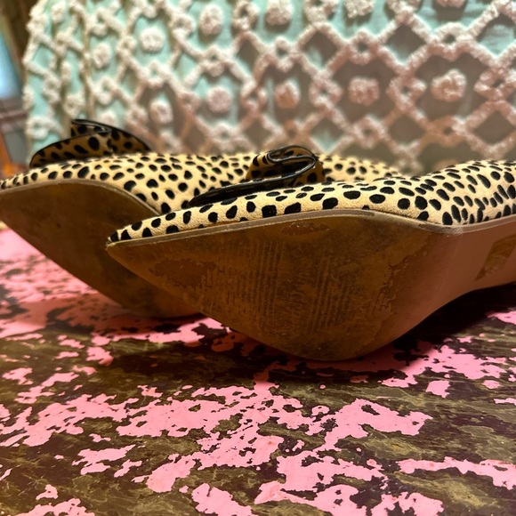 PIERRE DUMAS Leopard Bow silver heels sz 8 - Picture 9 of 12